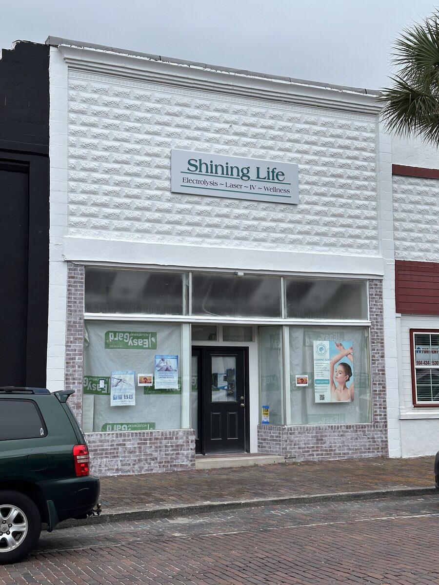 Fabricated ACM pan with acrylic dimensional letters — Custom Graphics & Sign Designs